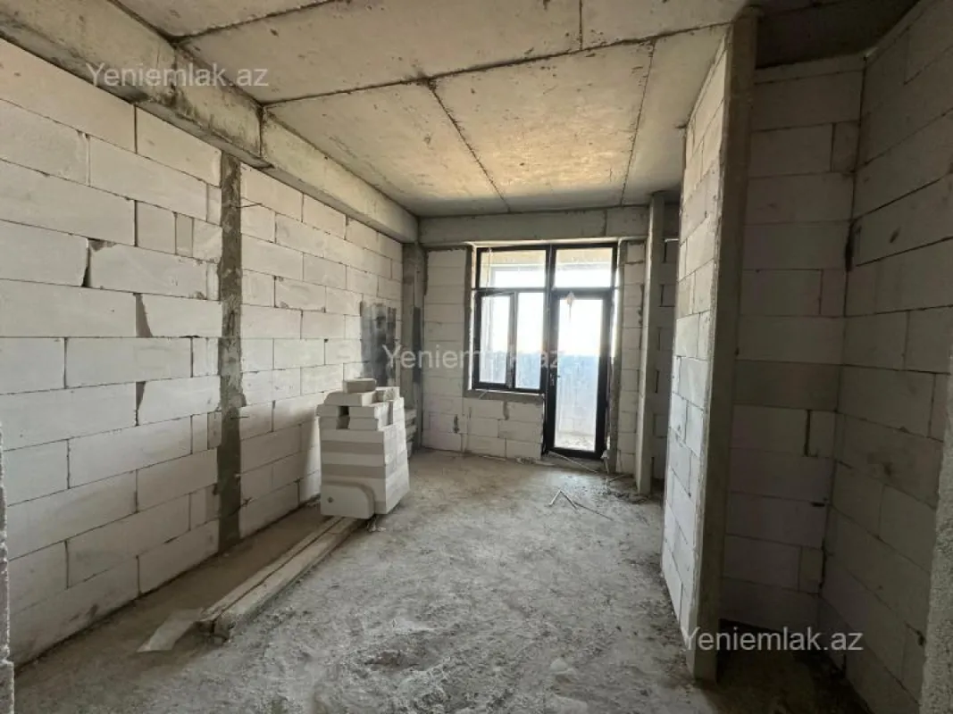 Satılır 3 otaqlı yeni tikili 125 m²