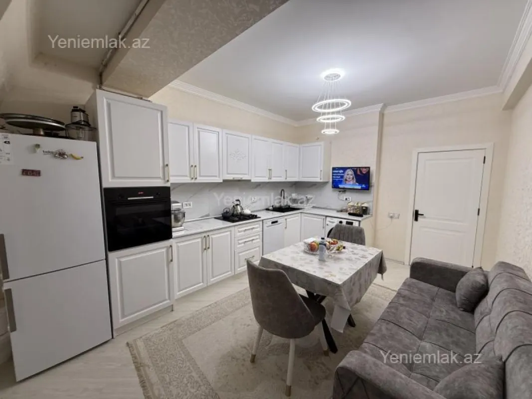 Satılır 3 otaqlı yeni tikili 93 m²