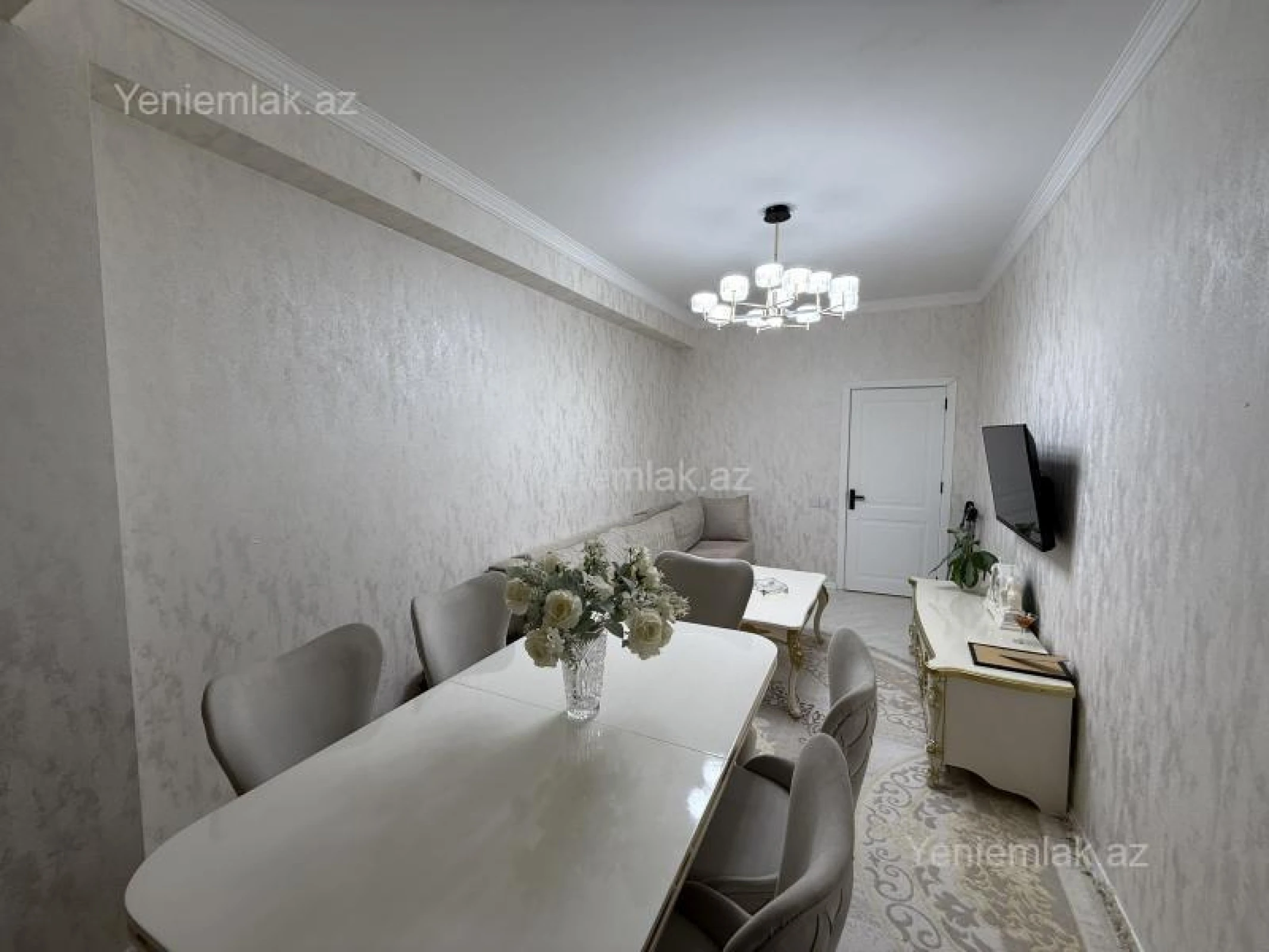 Satılır 3 otaqlı yeni tikili 93 m²