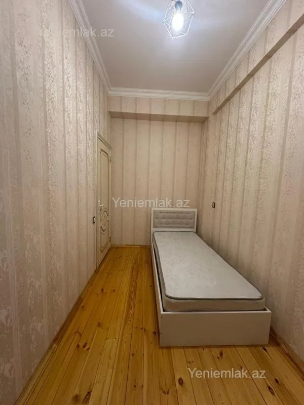 Satılır 3 otaqlı yeni tikili 98 m²