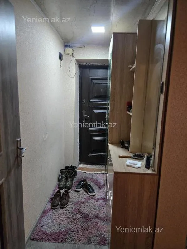 Satılır 2 otaqlı köhnə tikili 65 m²