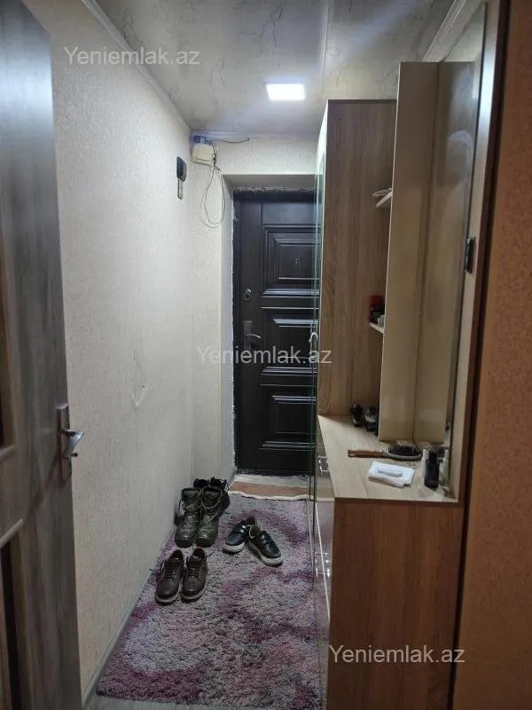 Satılır 2 otaqlı köhnə tikili 65 m²