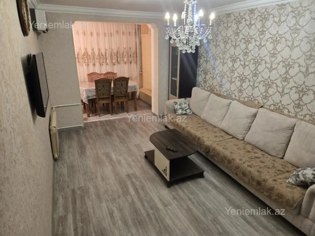 Satılır 2 otaqlı köhnə tikili 65 m²