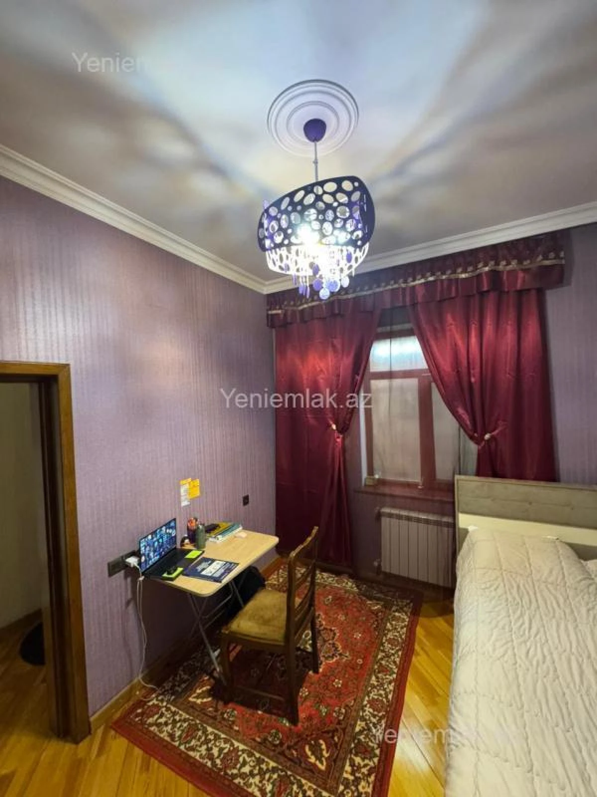 Satılır 6 otaqlı həyət evi 300 m²