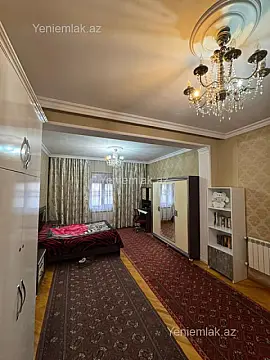 Satılır 6 otaqlı həyət evi 300 m²