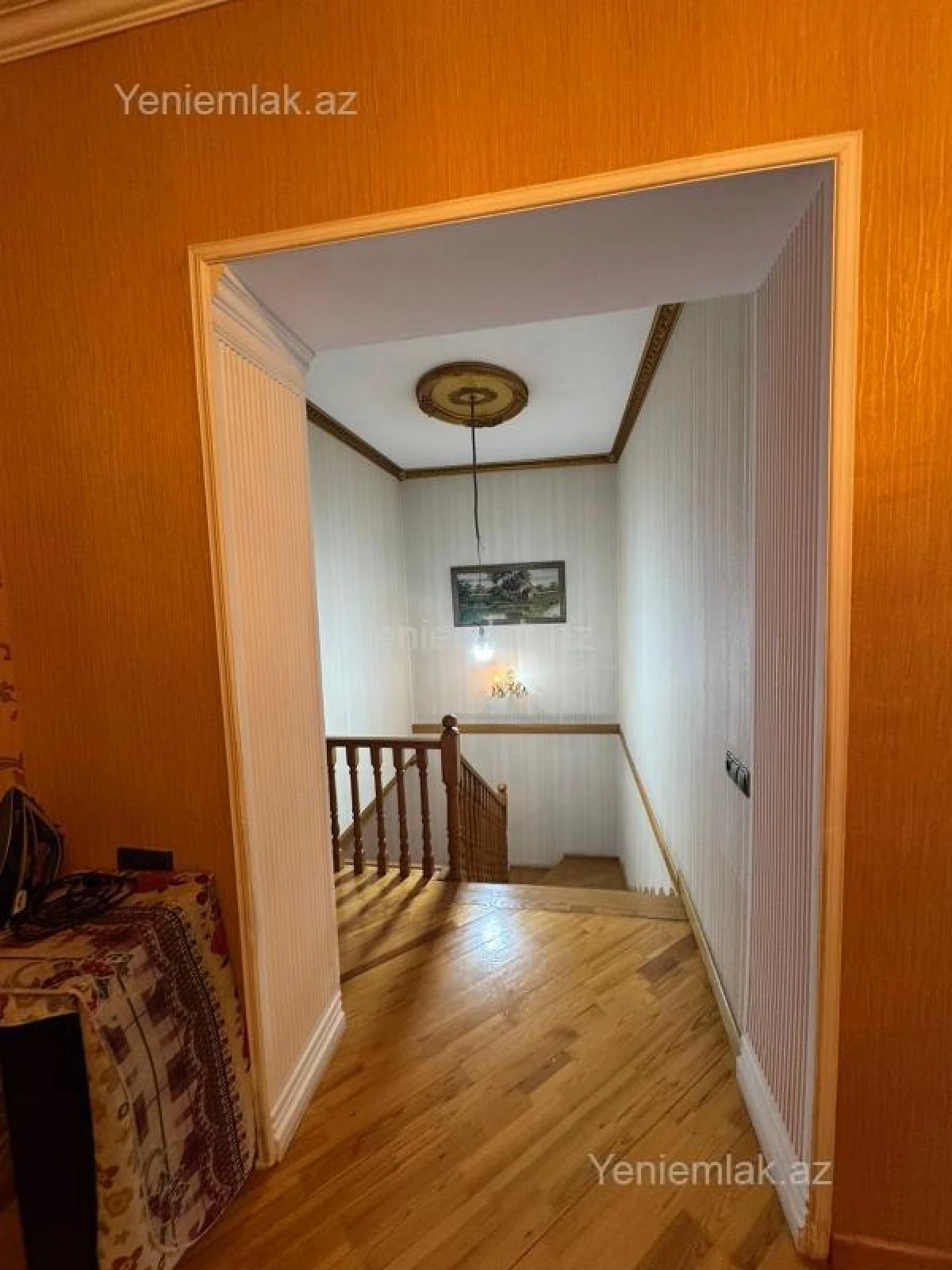 Satılır 6 otaqlı həyət evi 300 m²