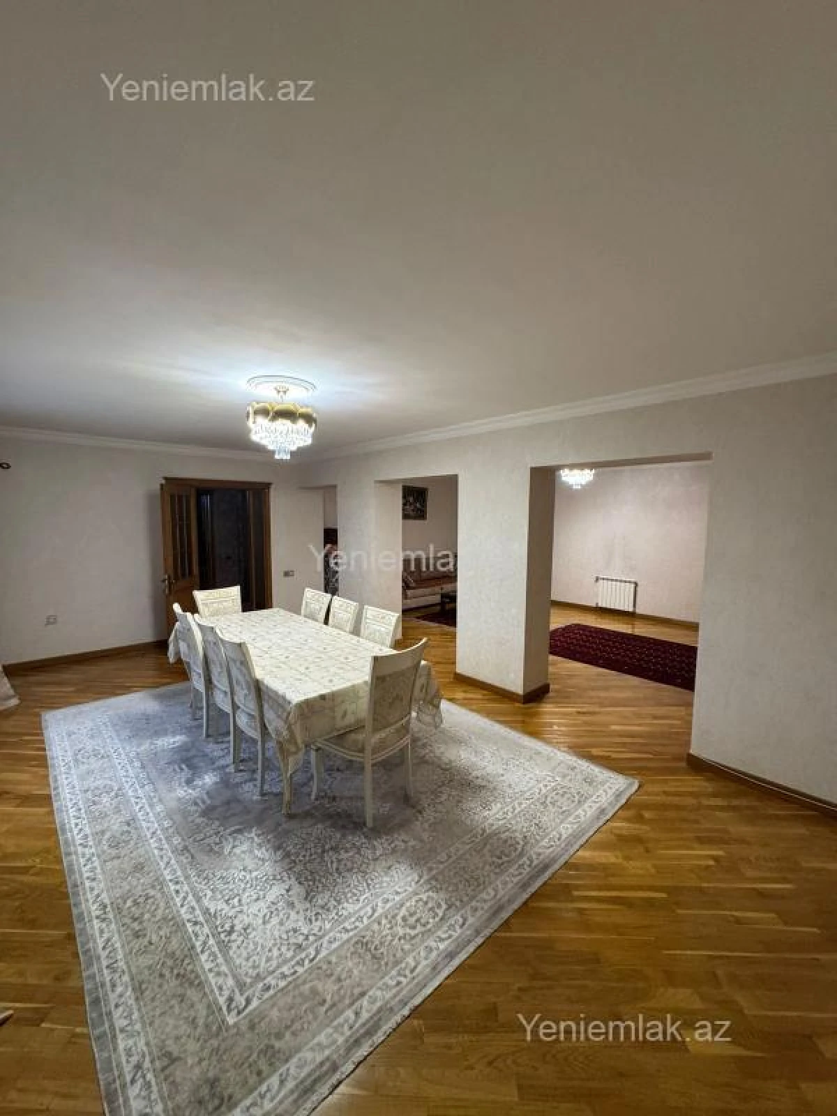 Satılır 6 otaqlı həyət evi 300 m²