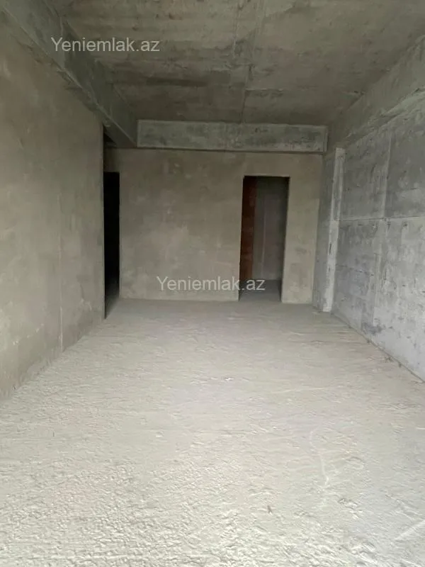 Satılır 3 otaqlı yeni tikili 185 m²