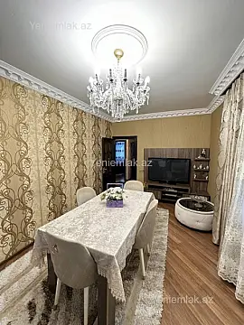 Satılır 4 otaqlı köhnə tikili 90 m²