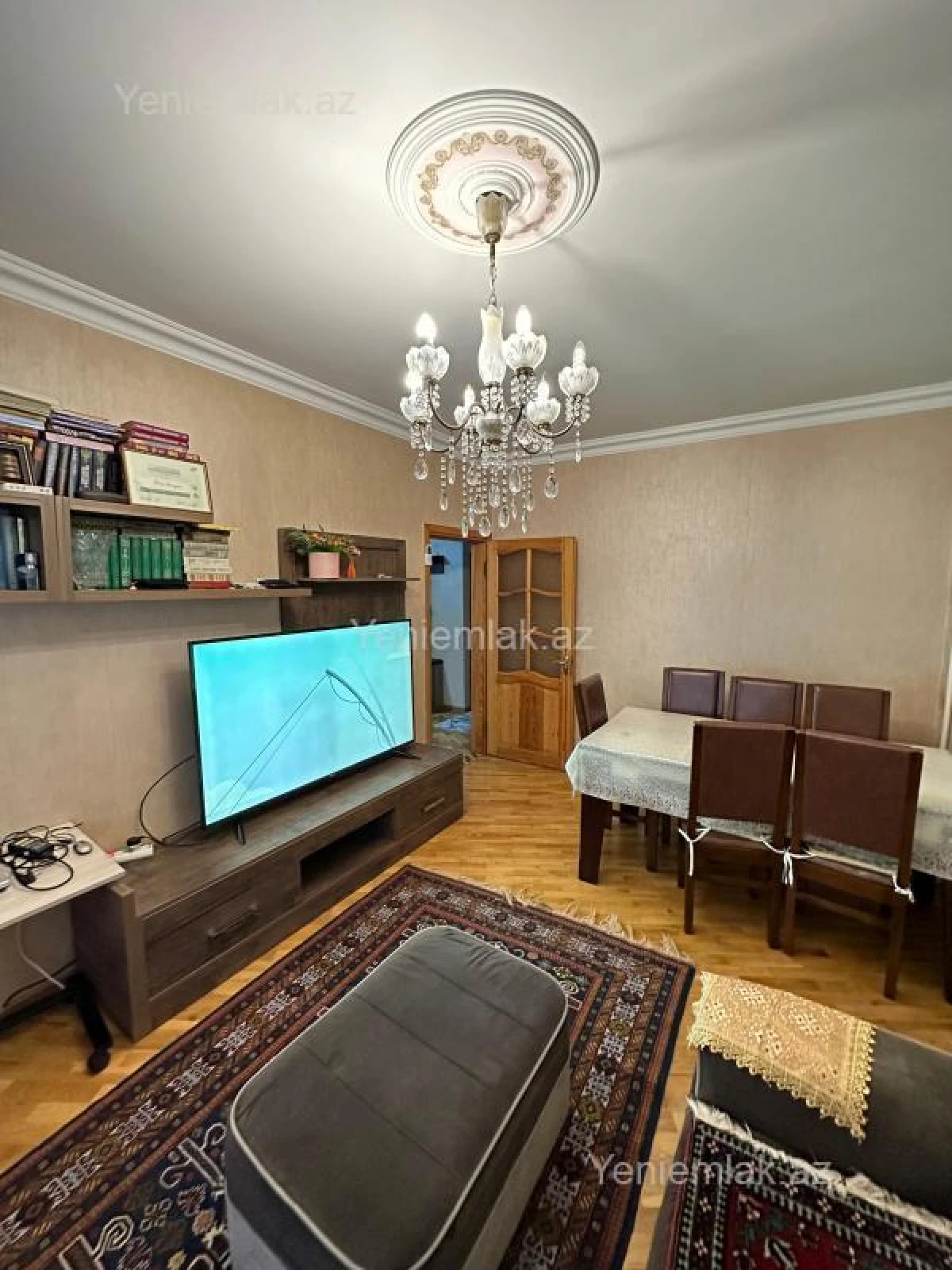 Satılır 4 otaqlı köhnə tikili 90 m²