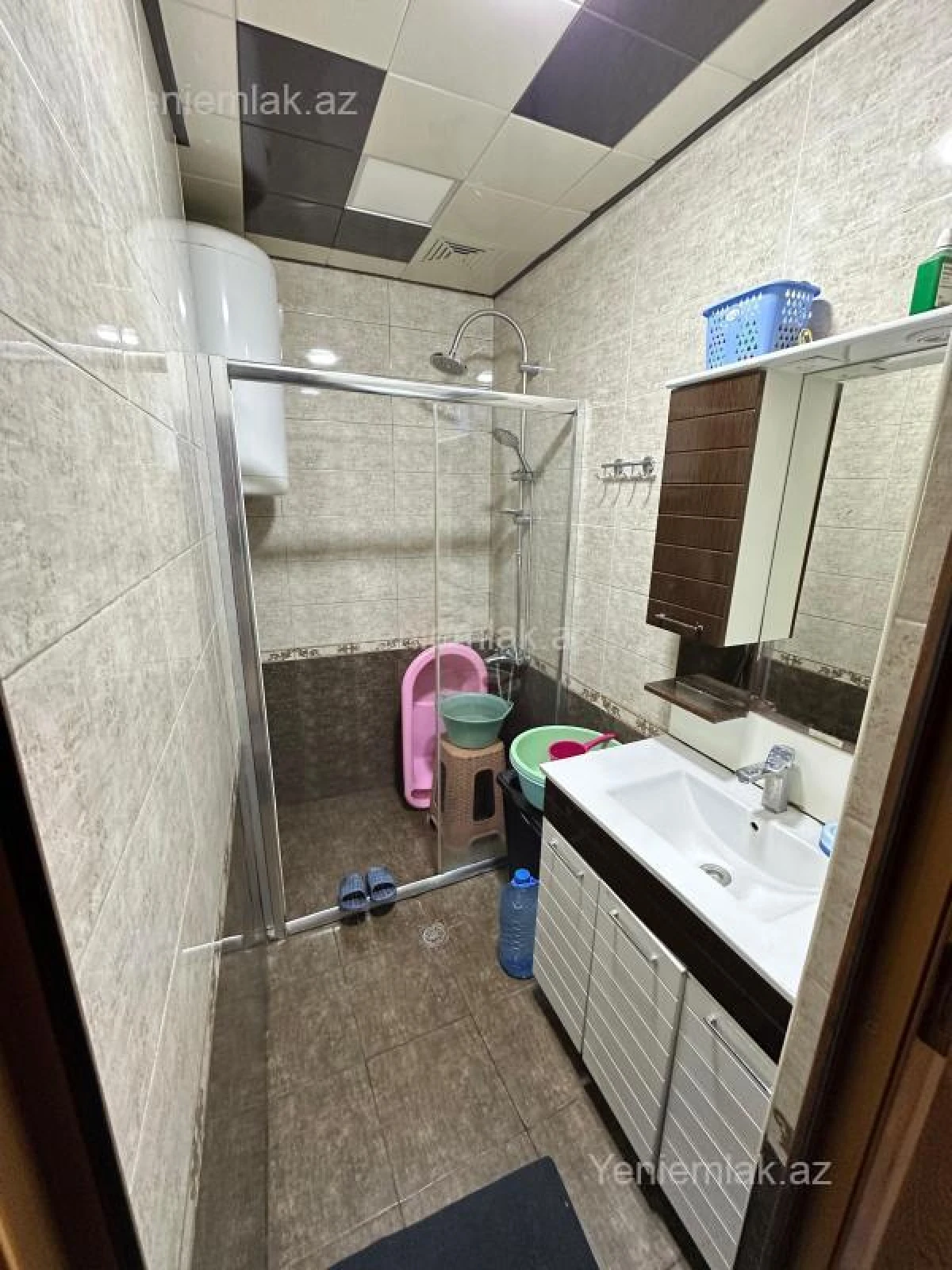 Satılır 4 otaqlı köhnə tikili 90 m²