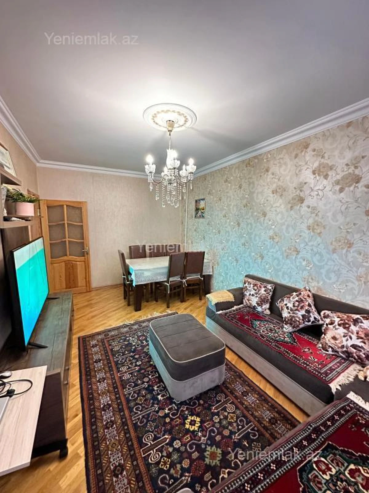Satılır 4 otaqlı köhnə tikili 90 m²
