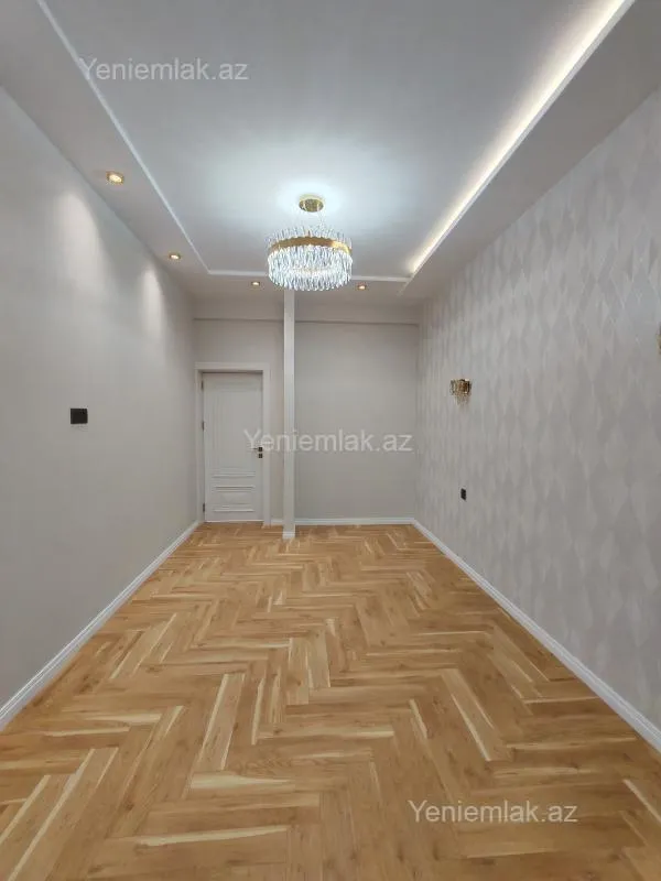 Satılır 2 otaqlı yeni tikili 76 m²
