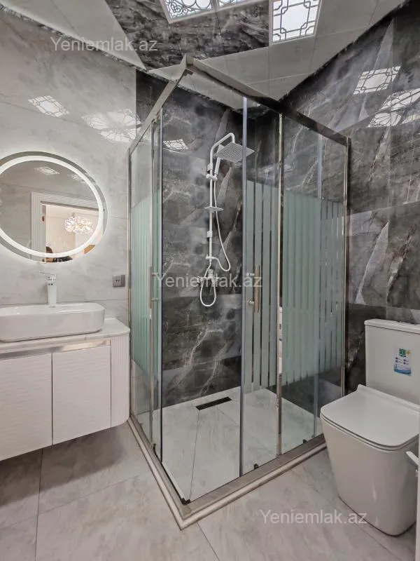 Satılır 2 otaqlı yeni tikili 76 m²