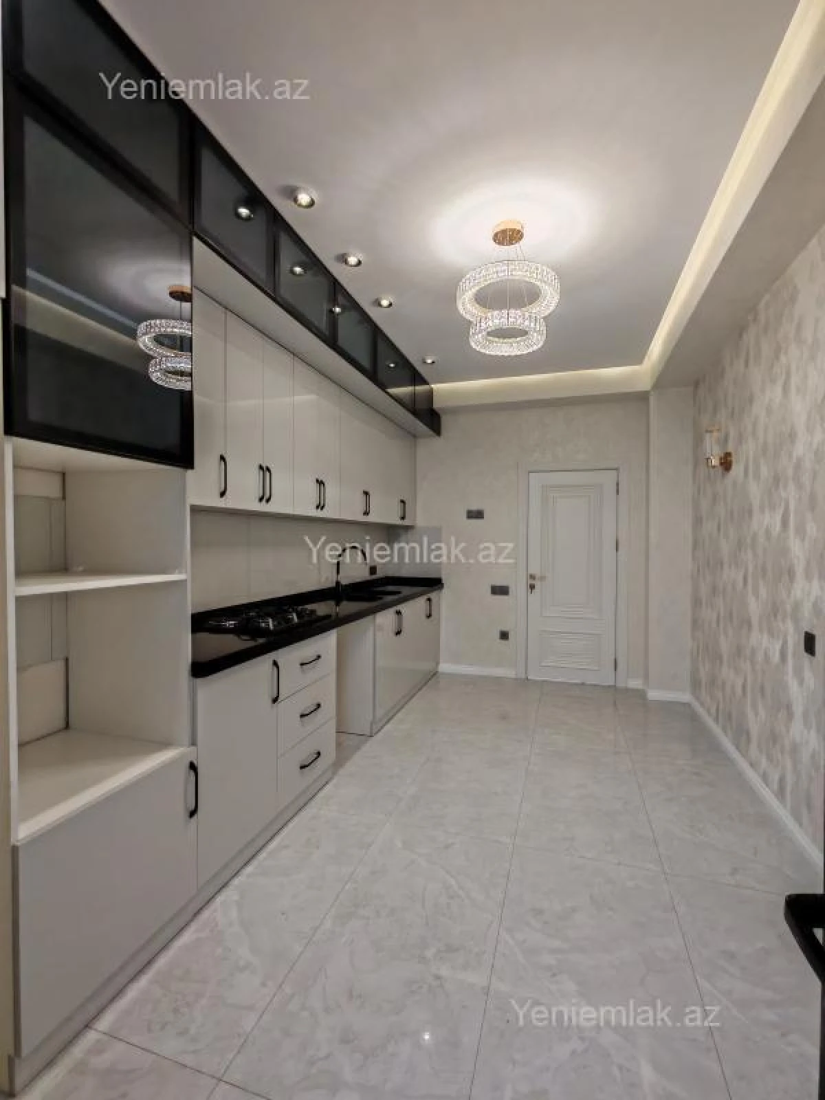 Satılır 2 otaqlı yeni tikili 76 m²