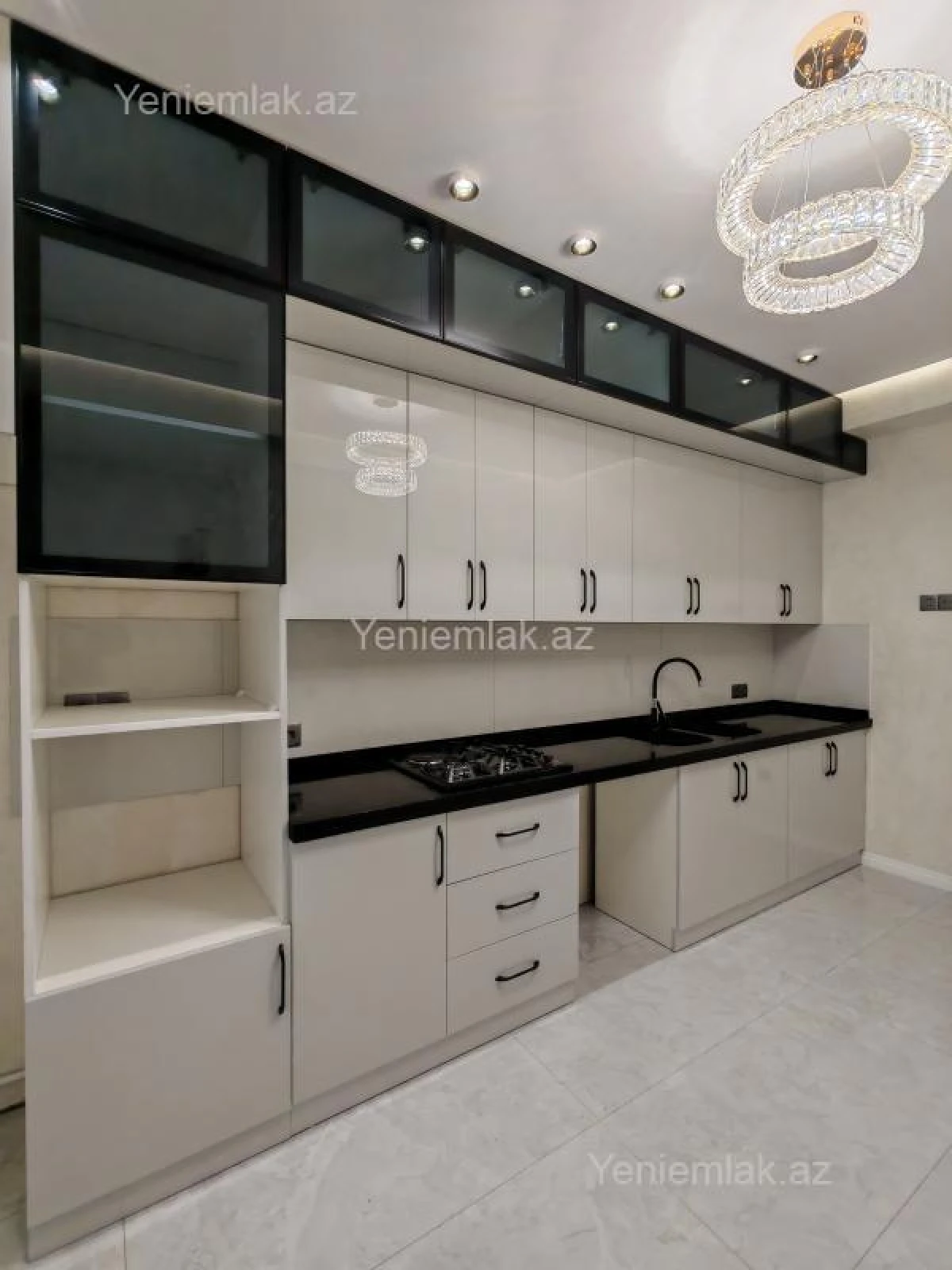 Satılır 2 otaqlı yeni tikili 76 m²