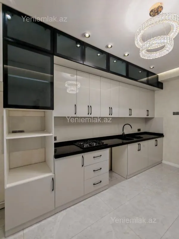 Satılır 2 otaqlı yeni tikili 76 m²