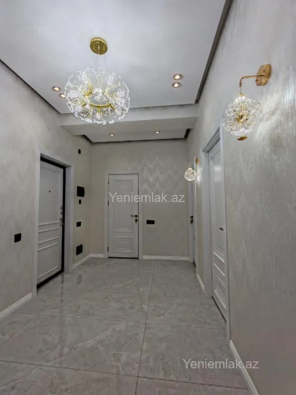 Satılır 2 otaqlı yeni tikili 76 m²