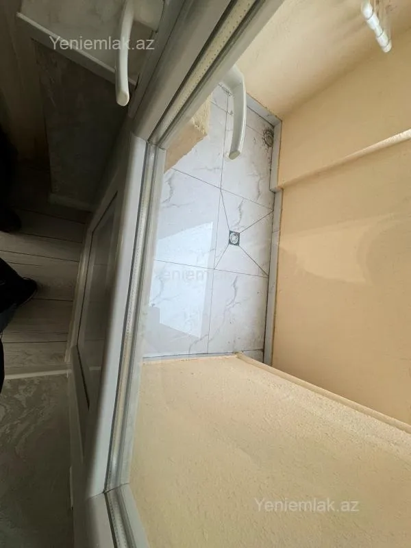 Satılır 3 otaqlı yeni tikili 63 m²