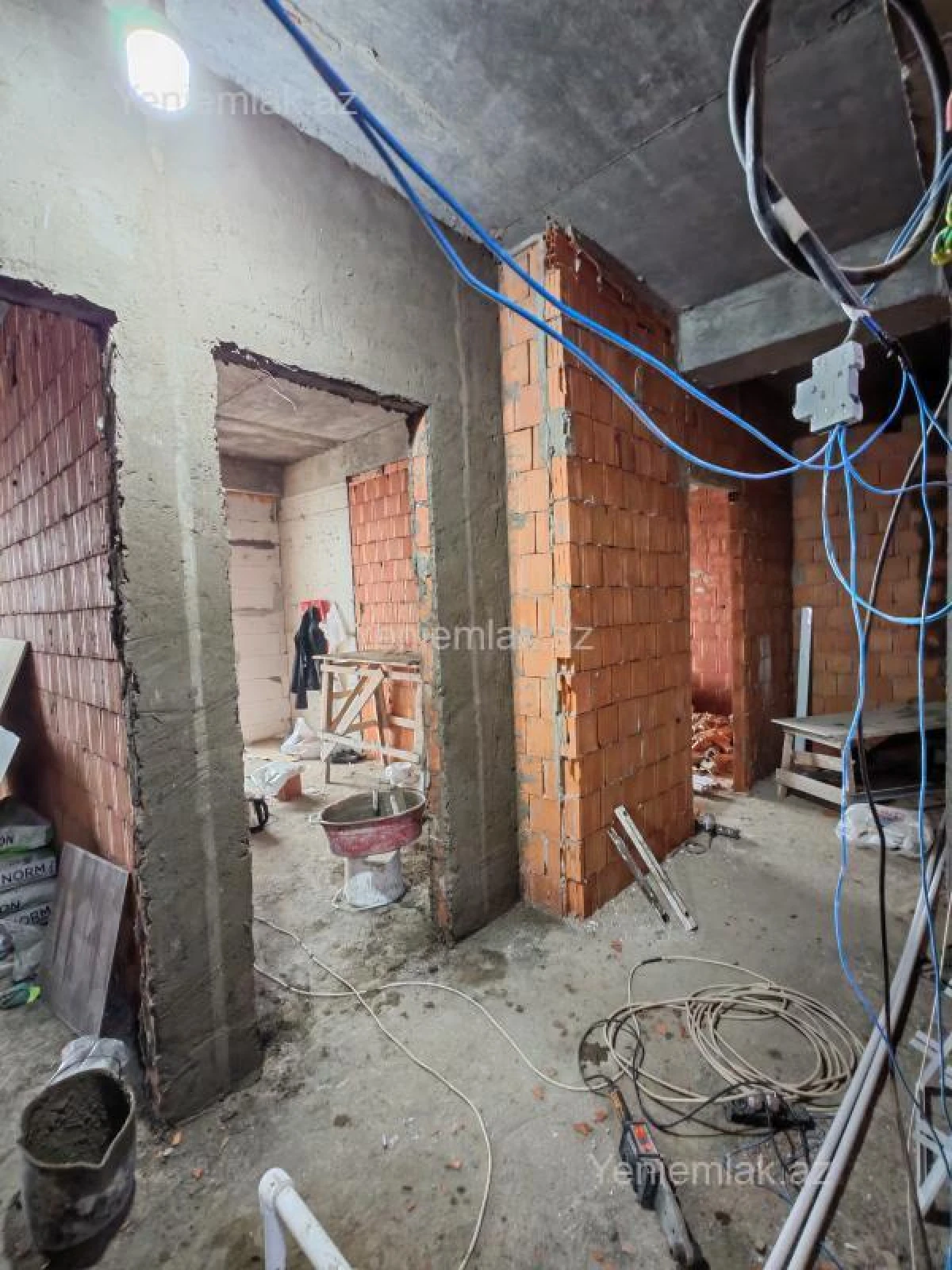 Satılır 2 otaqlı yeni tikili 67 m²