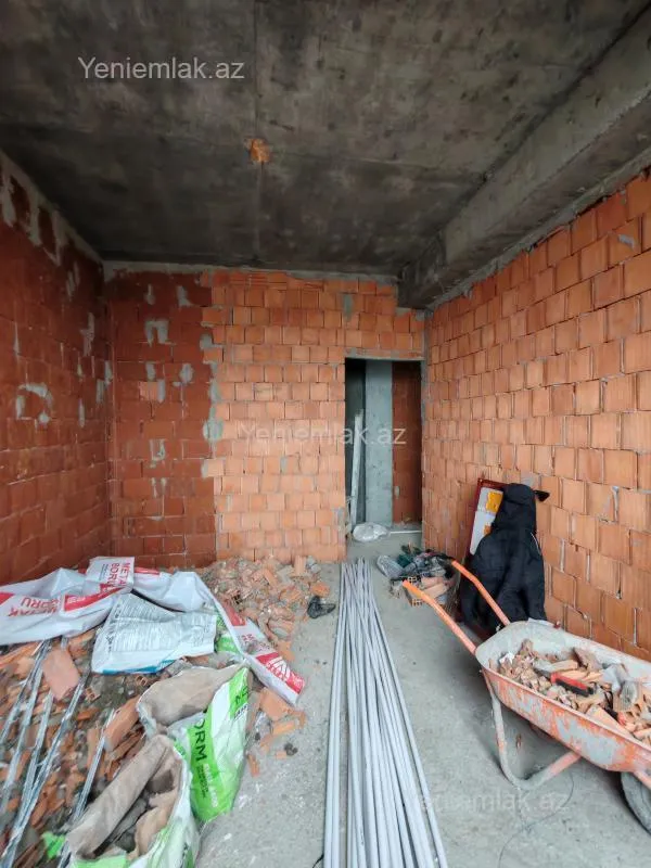 Satılır 2 otaqlı yeni tikili 67 m²