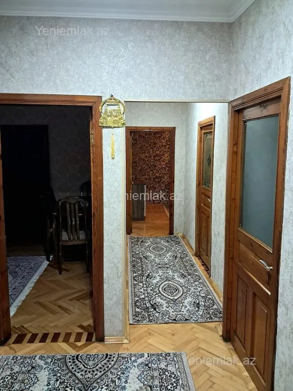 Satılır 5 otaqlı yeni tikili 120 m²