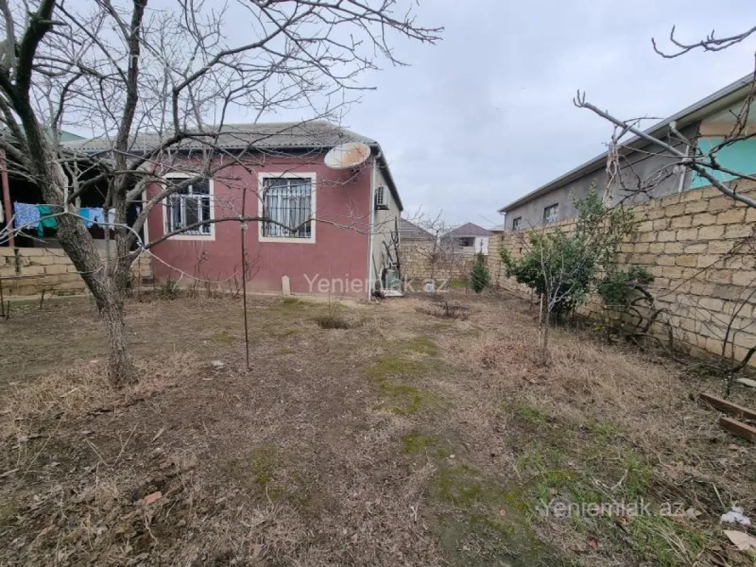 Satılır 4 otaqlı həyət evi 120 m²