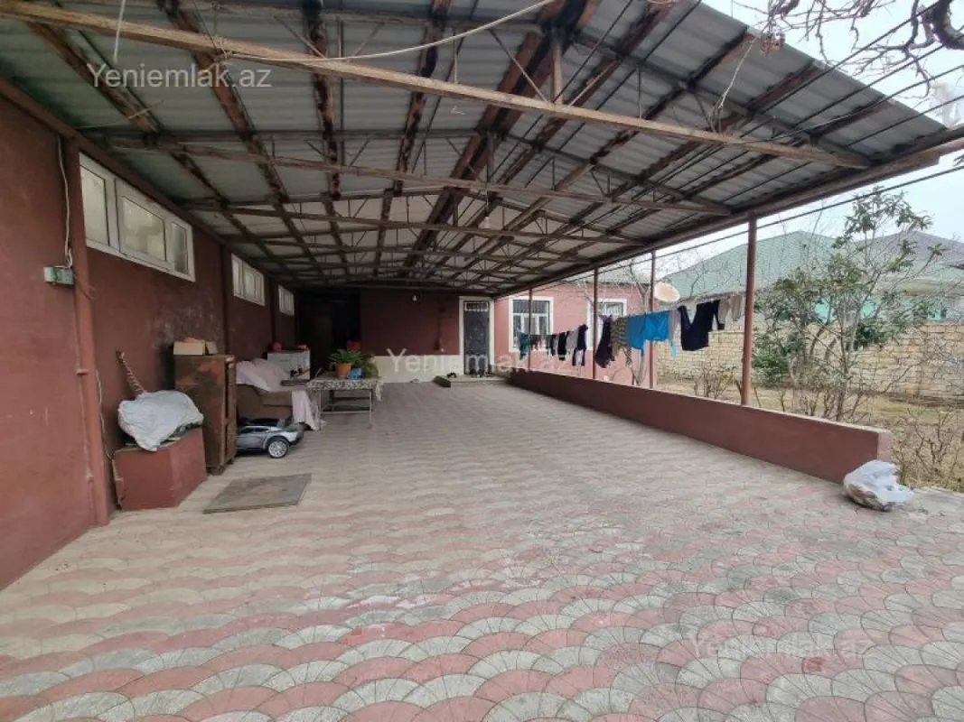 Satılır 4 otaqlı həyət evi 120 m²