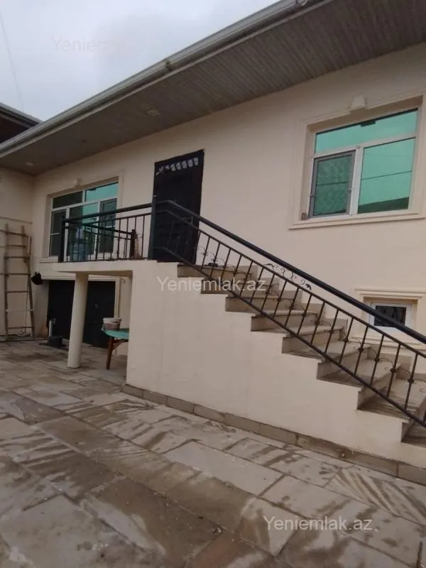 Satılır 4 otaqlı həyət evi 120 m²