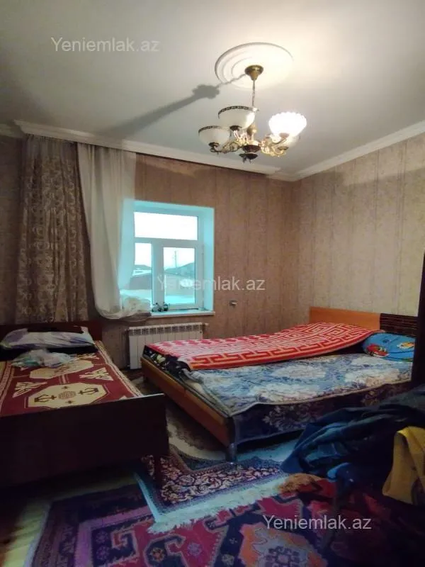 Satılır 4 otaqlı həyət evi 120 m²