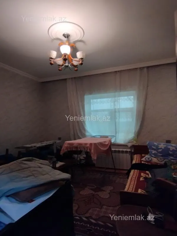 Satılır 4 otaqlı həyət evi 120 m²