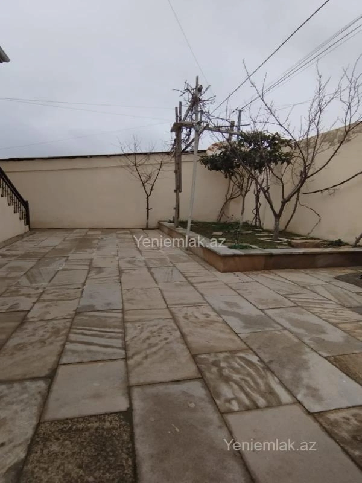 Satılır 4 otaqlı həyət evi 120 m²