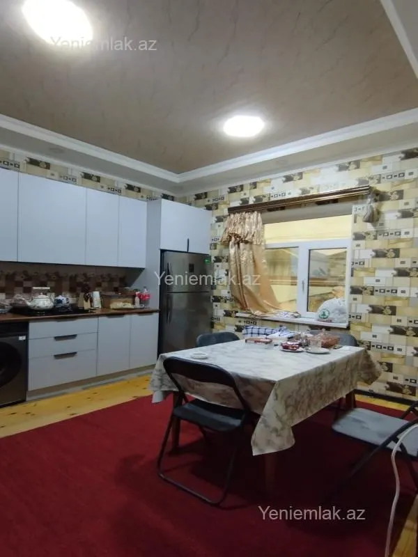 Satılır 4 otaqlı həyət evi 120 m²