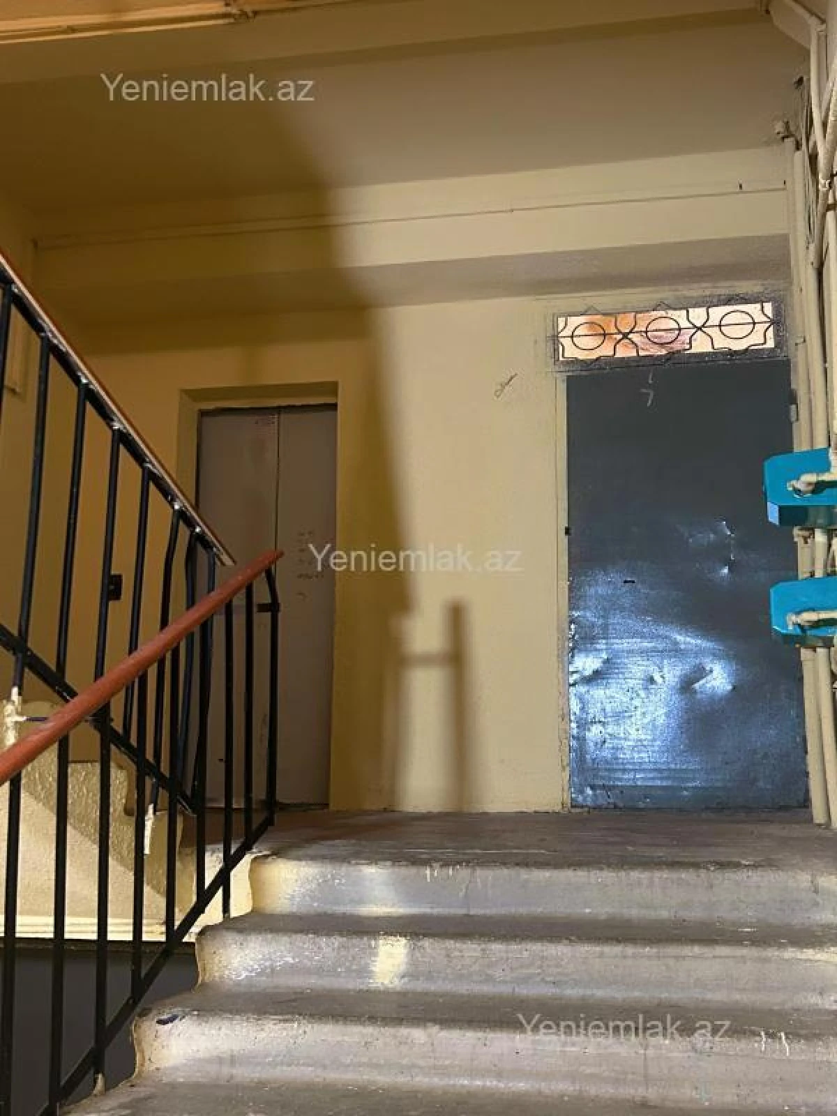 Satılır 3 otaqlı köhnə tikili 65 m²