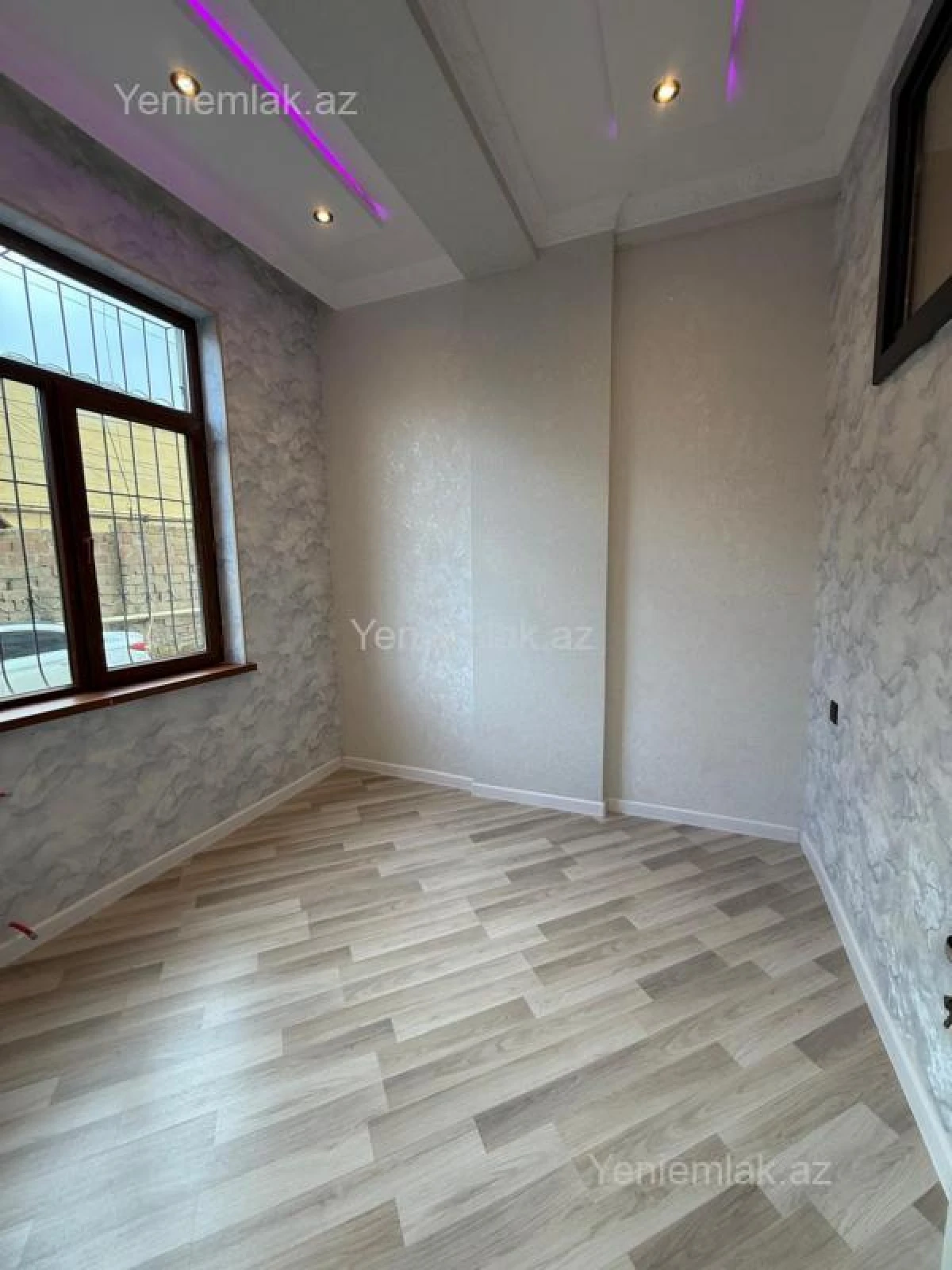 Satılır 3 otaqlı yeni tikili 68 m²