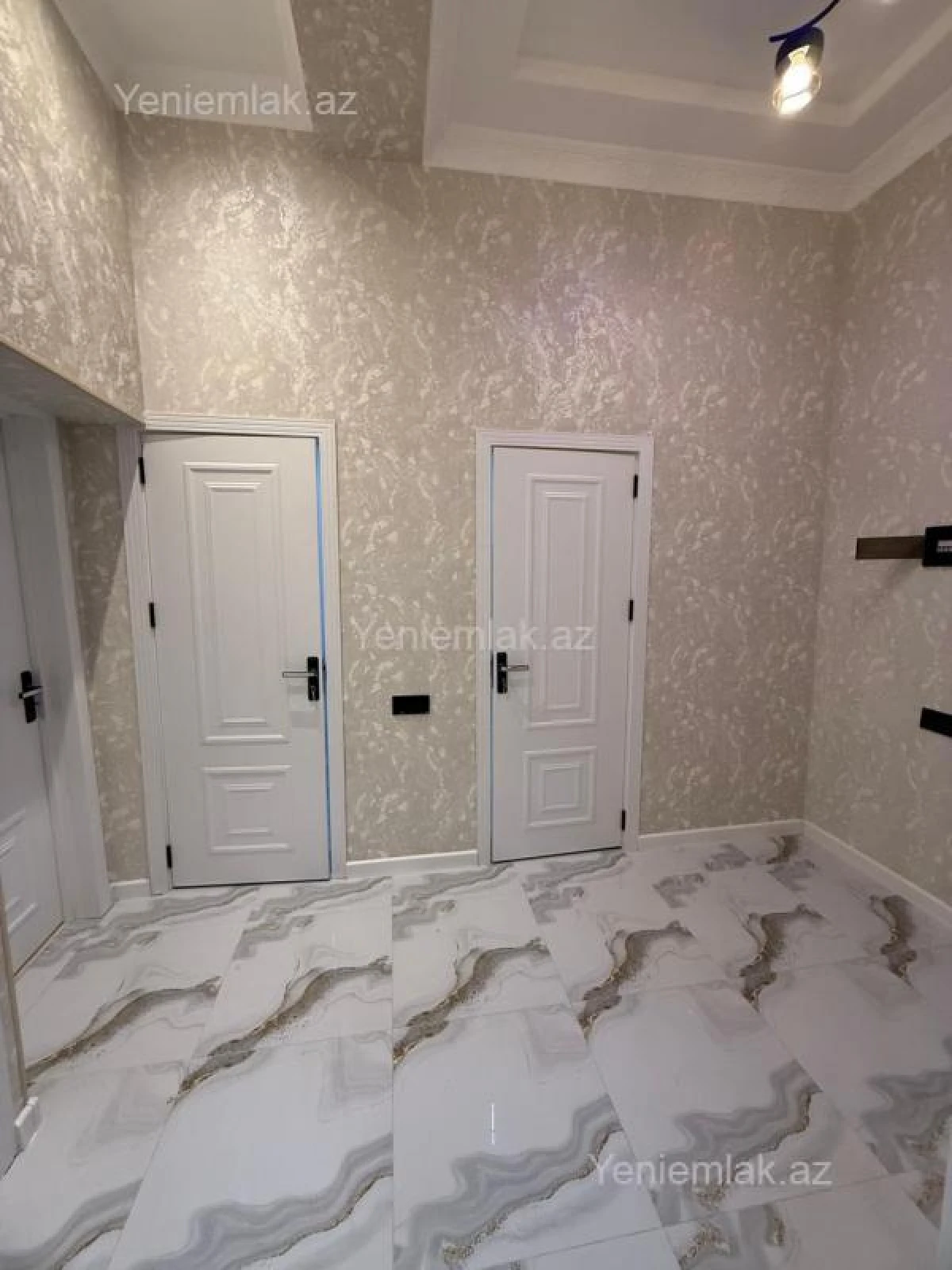 Satılır 3 otaqlı yeni tikili 68 m²