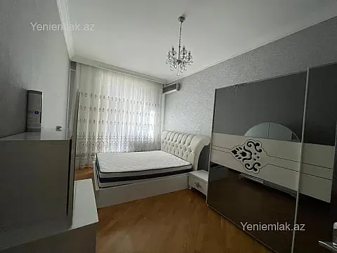 Satılır 3 otaqlı yeni tikili 130 m²