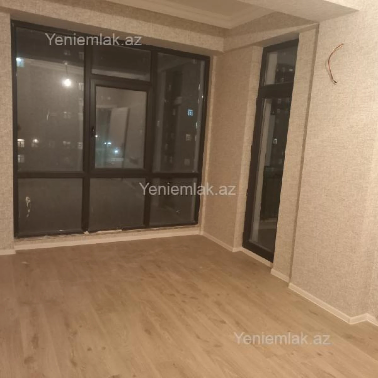 Satılır 2 otaqlı yeni tikili 102 m²