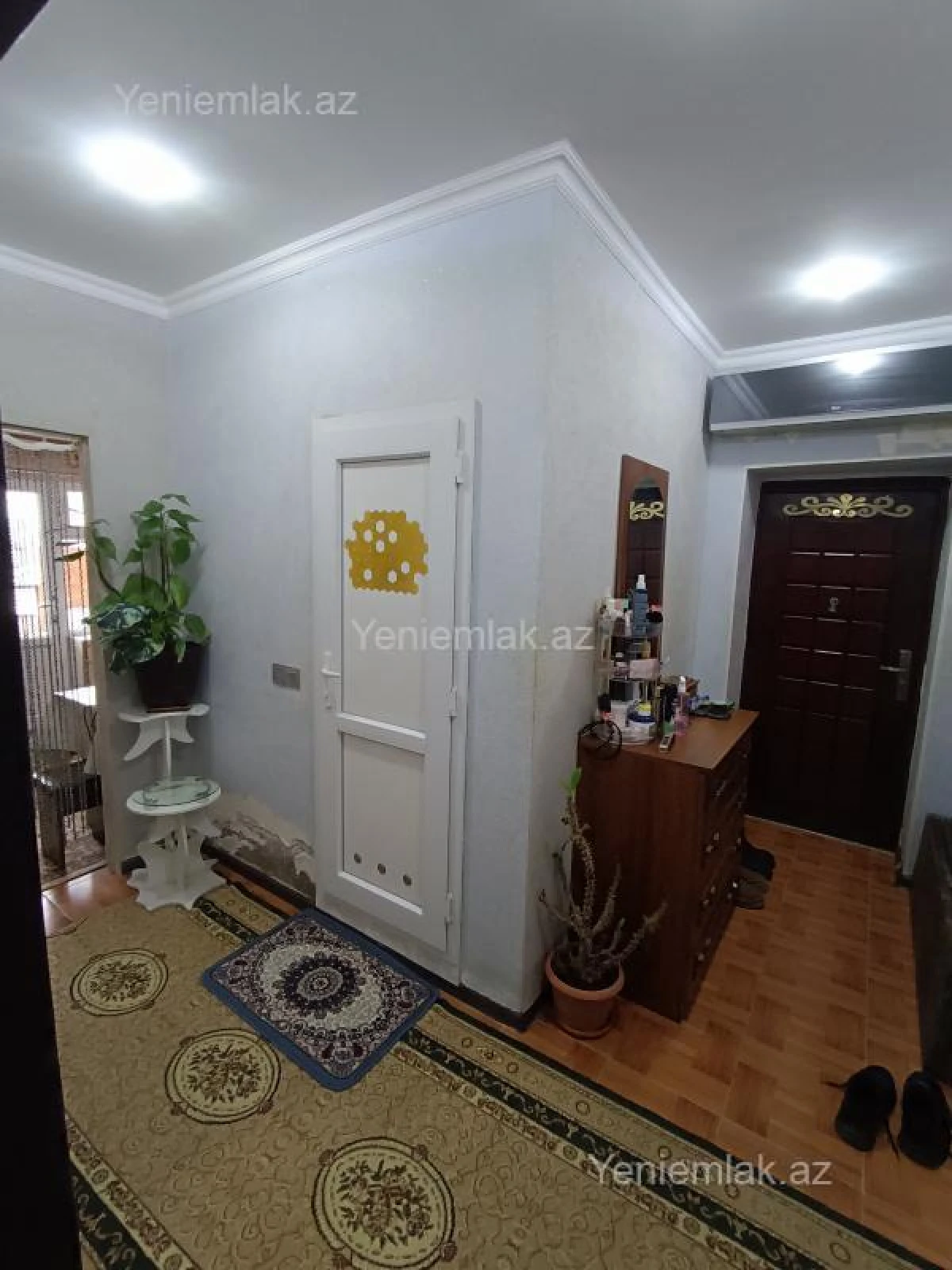 Satılır 2 otaqlı köhnə tikili 58 m²