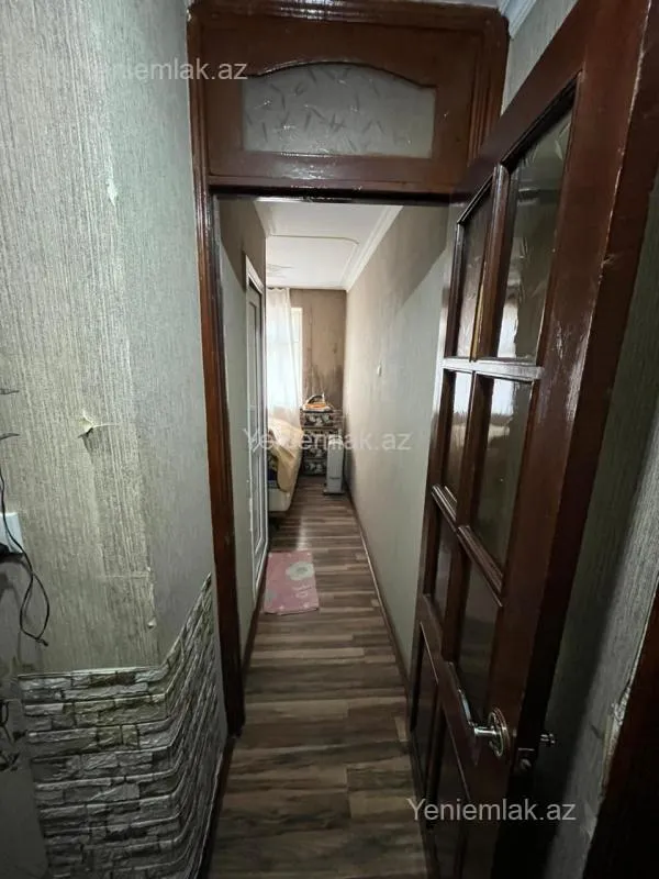 Satılır 2 otaqlı köhnə tikili 32 m²