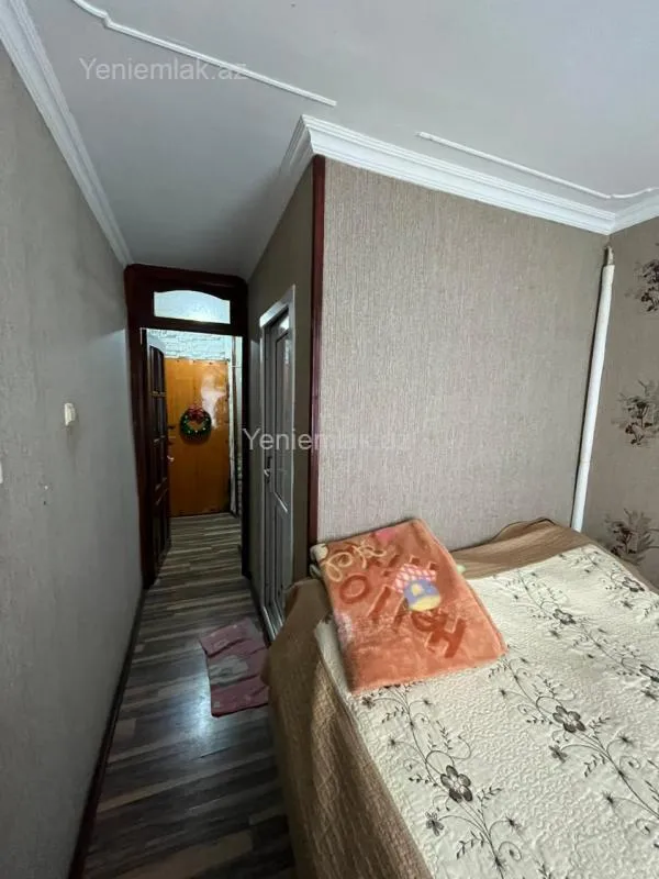 Satılır 2 otaqlı köhnə tikili 32 m²