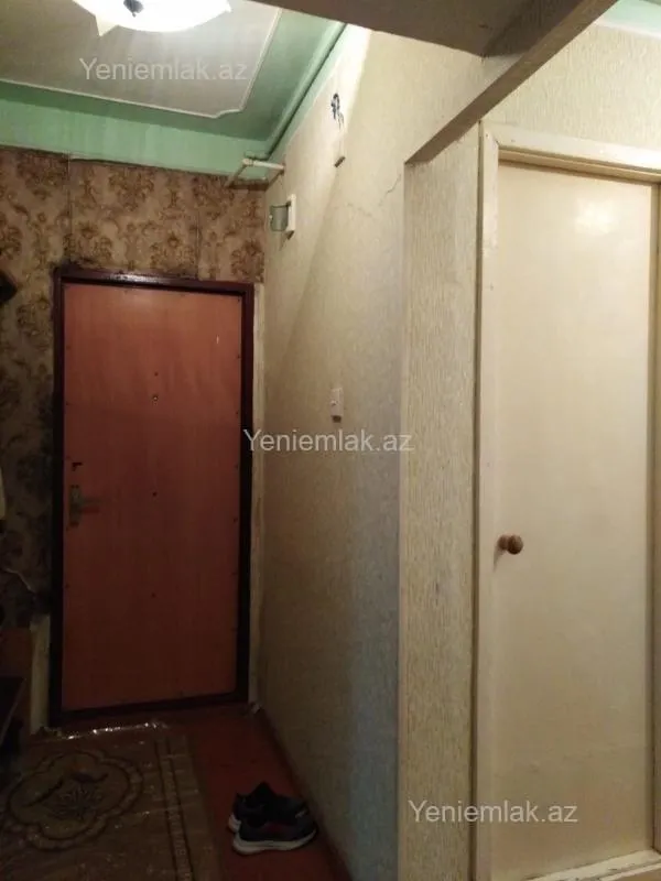 Satılır 3 otaqlı köhnə tikili 75 m²