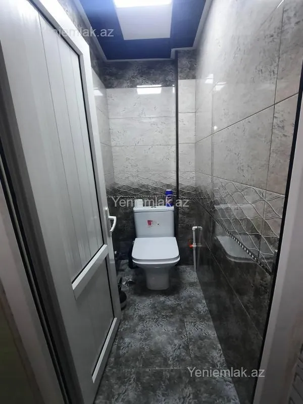 Satılır 2 otaqlı köhnə tikili 60 m²