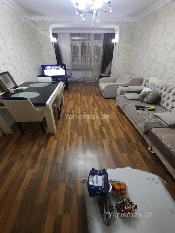 Satılır 2 otaqlı köhnə tikili 60 m²