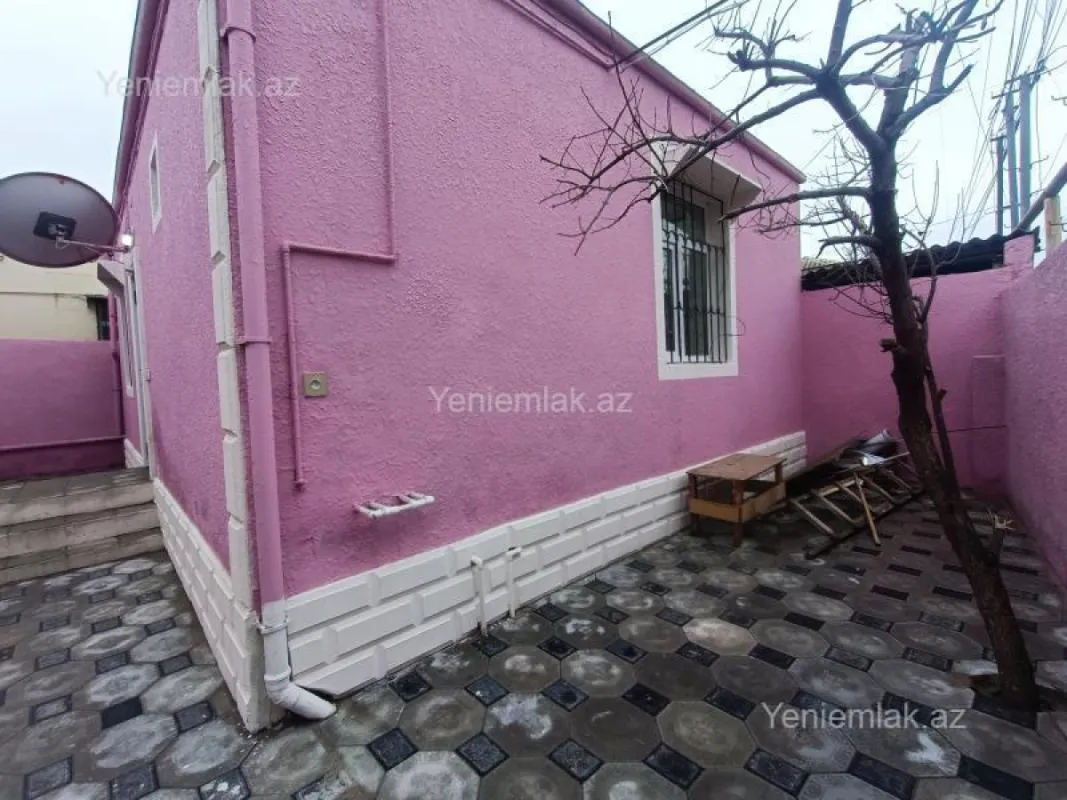 Satılır 2 otaqlı həyət evi 55 m²