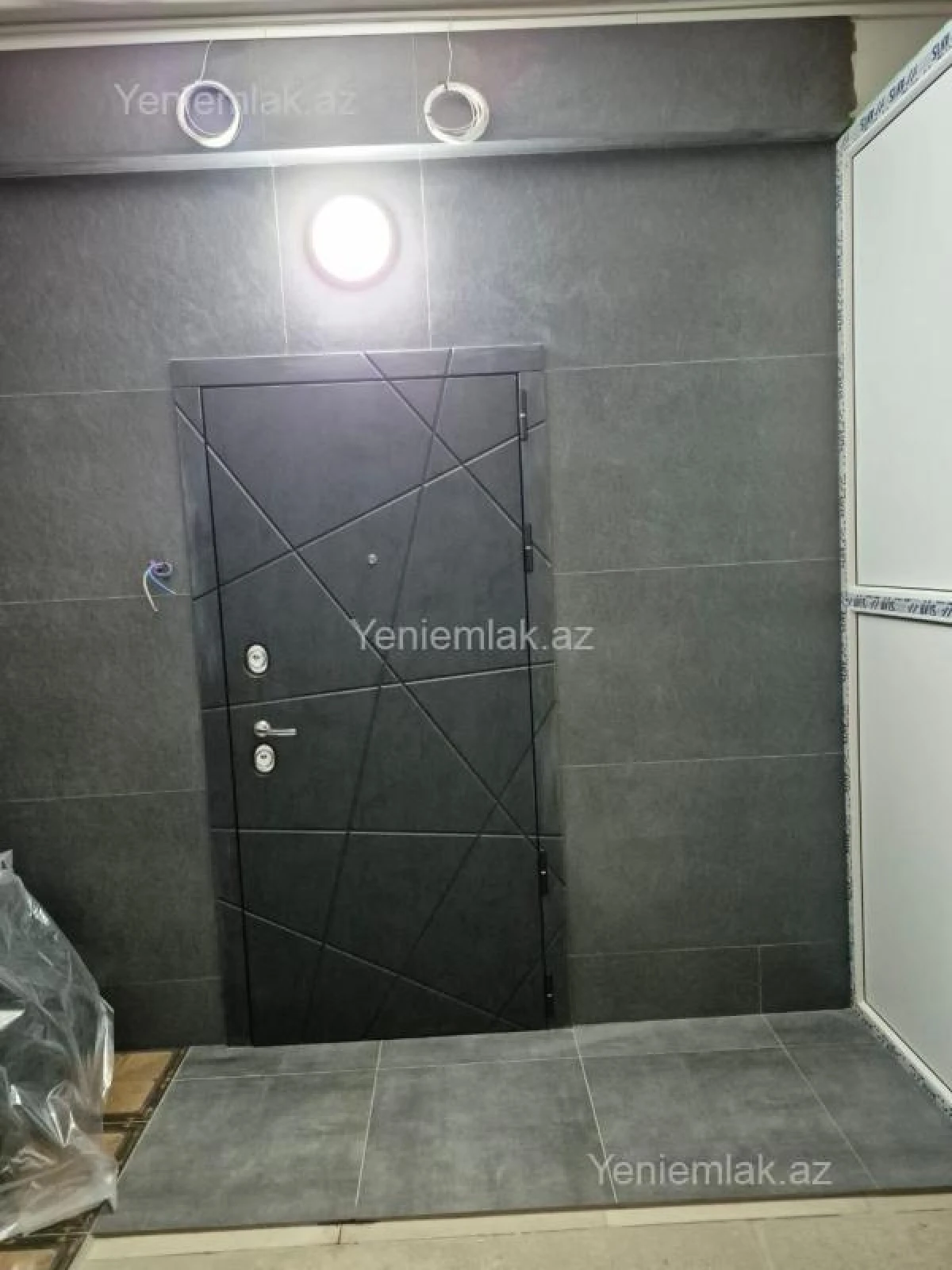 Satılır 3 otaqlı yeni tikili 128 m²