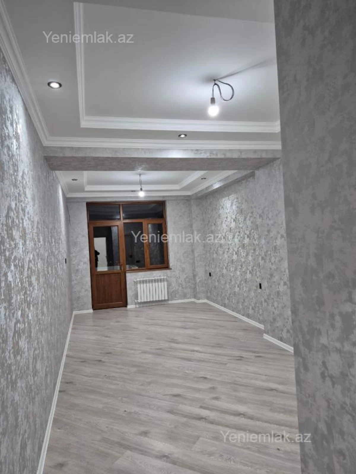 Satılır 3 otaqlı yeni tikili 128 m²