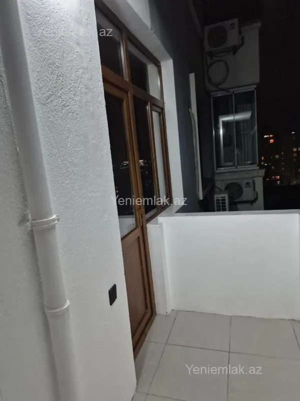 Satılır 3 otaqlı yeni tikili 128 m²