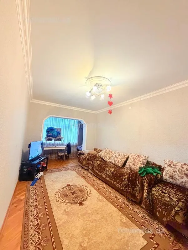 Satılır 3 otaqlı köhnə tikili 72 m²