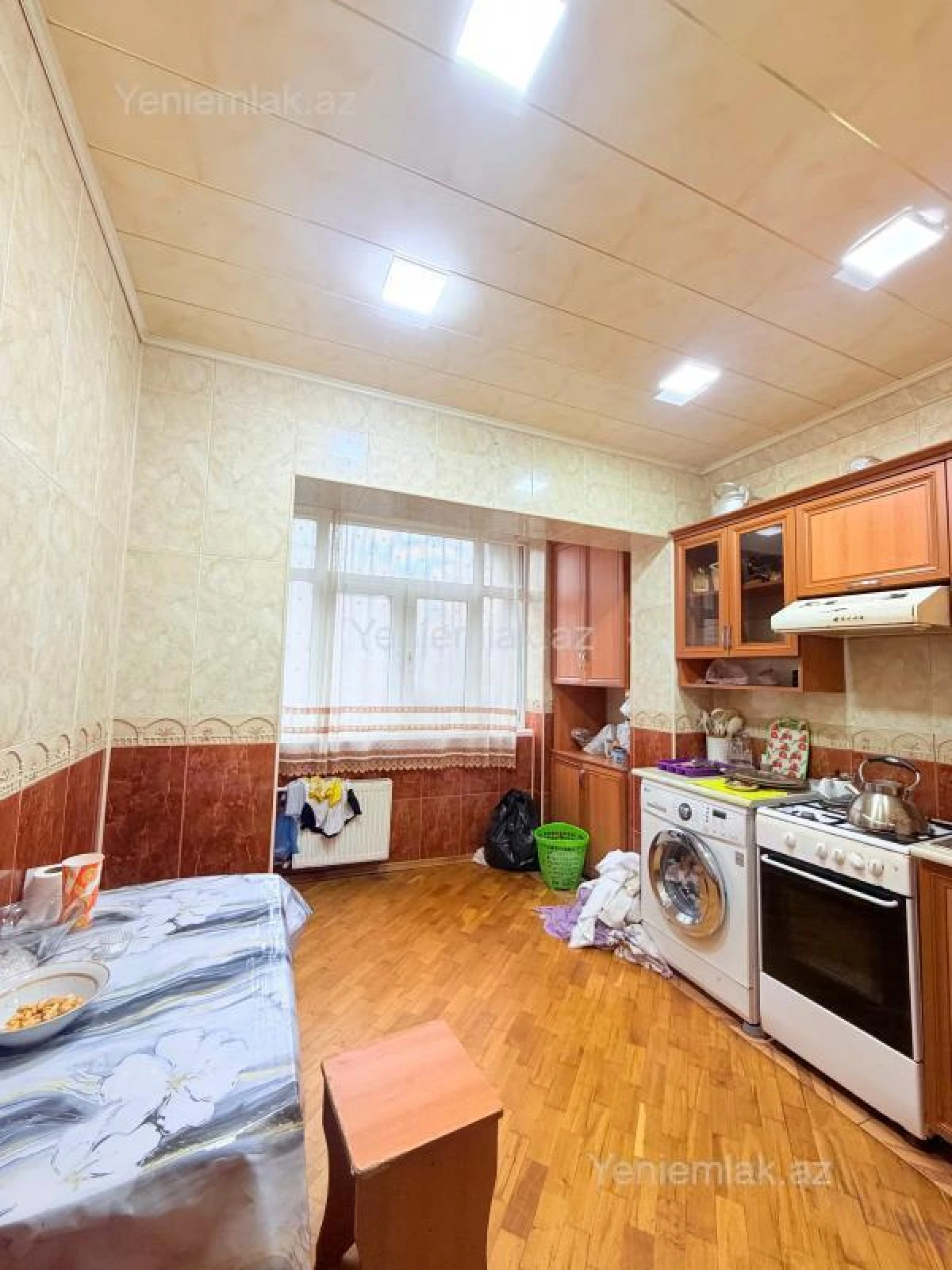 Satılır 3 otaqlı köhnə tikili 72 m²